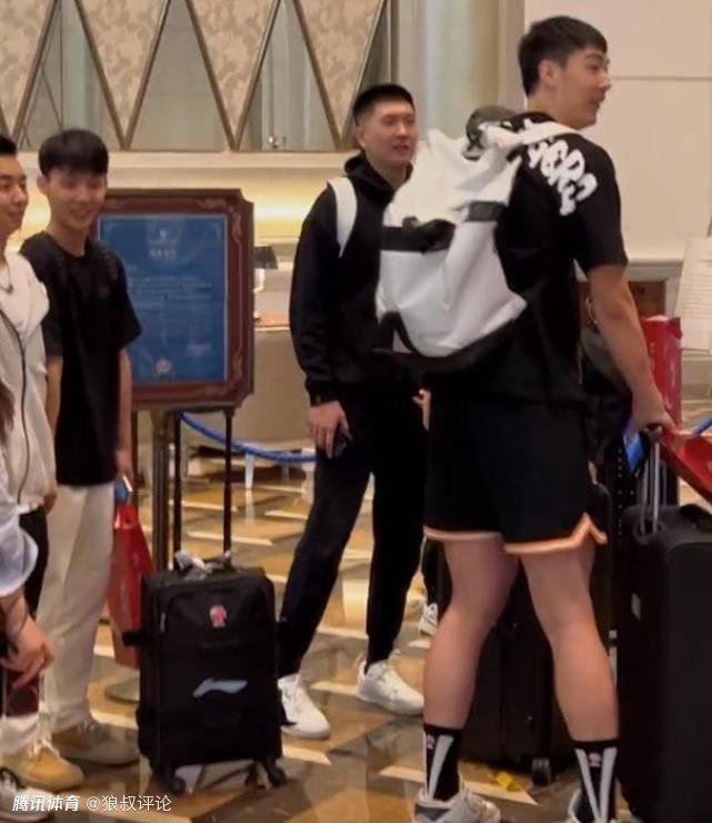 轻轻啪在线视频播放